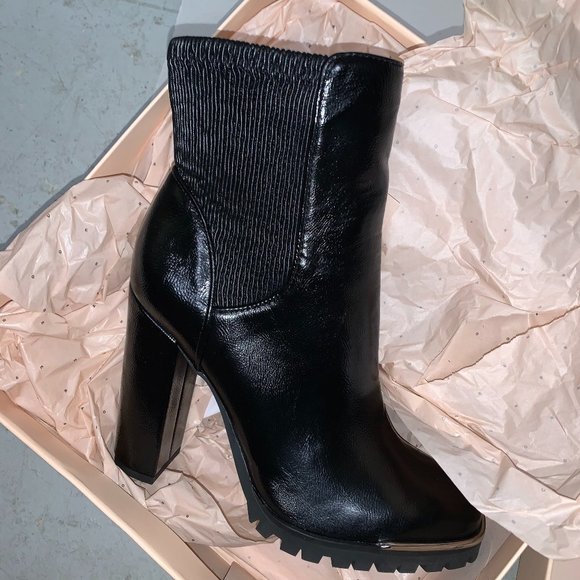 BCBGeneration - Picture 1 of 1